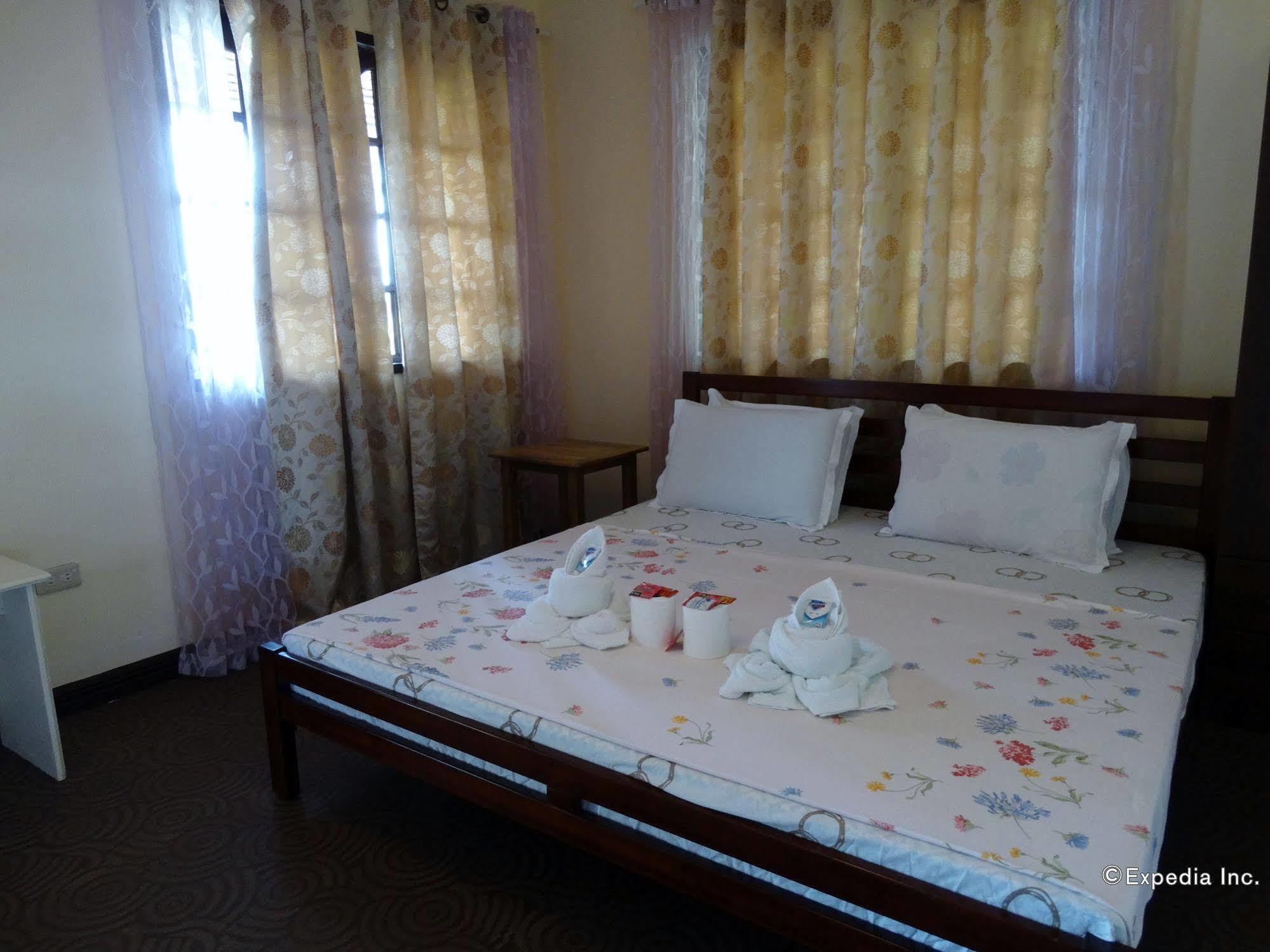 Punta Del Sol Araceli Beach Resort 萨马尔 外观 照片
